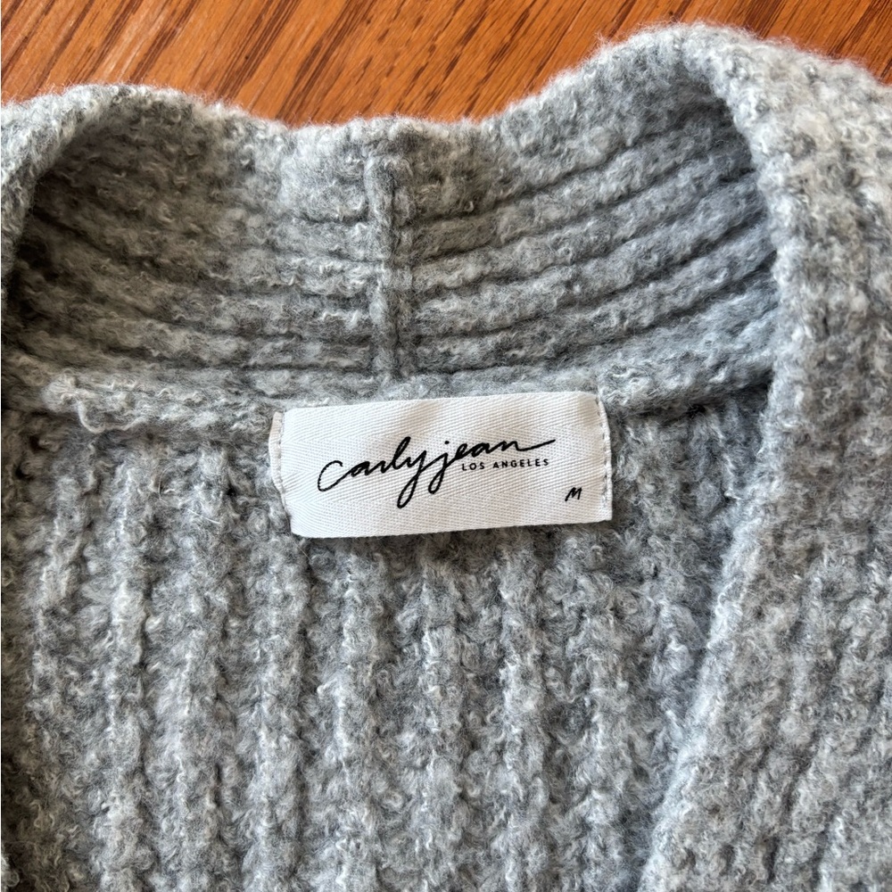 Carly Jean Los Angeles Textured Gray Cardigan - Picture 2 of 2